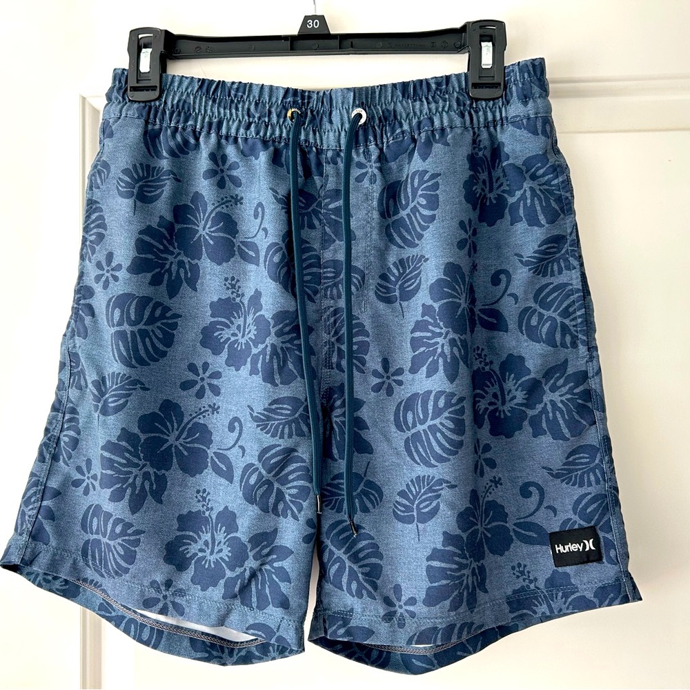 🌊 Men’s Hurley Swim Trunks 🌊